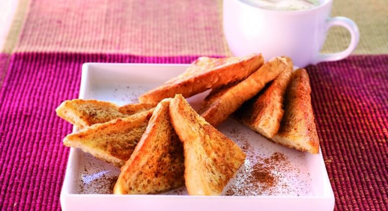 Café liégeois et pain perdu à la cannelle